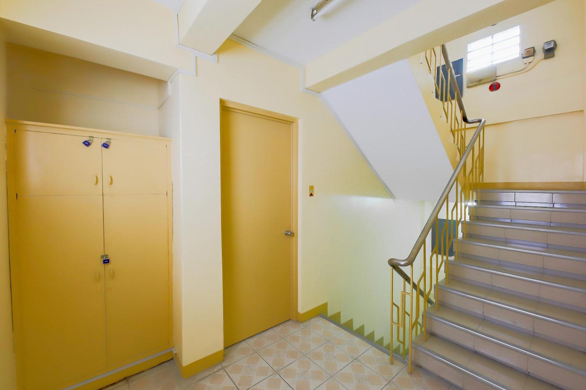 Oyo 840 Orangenest Apartelle 2*