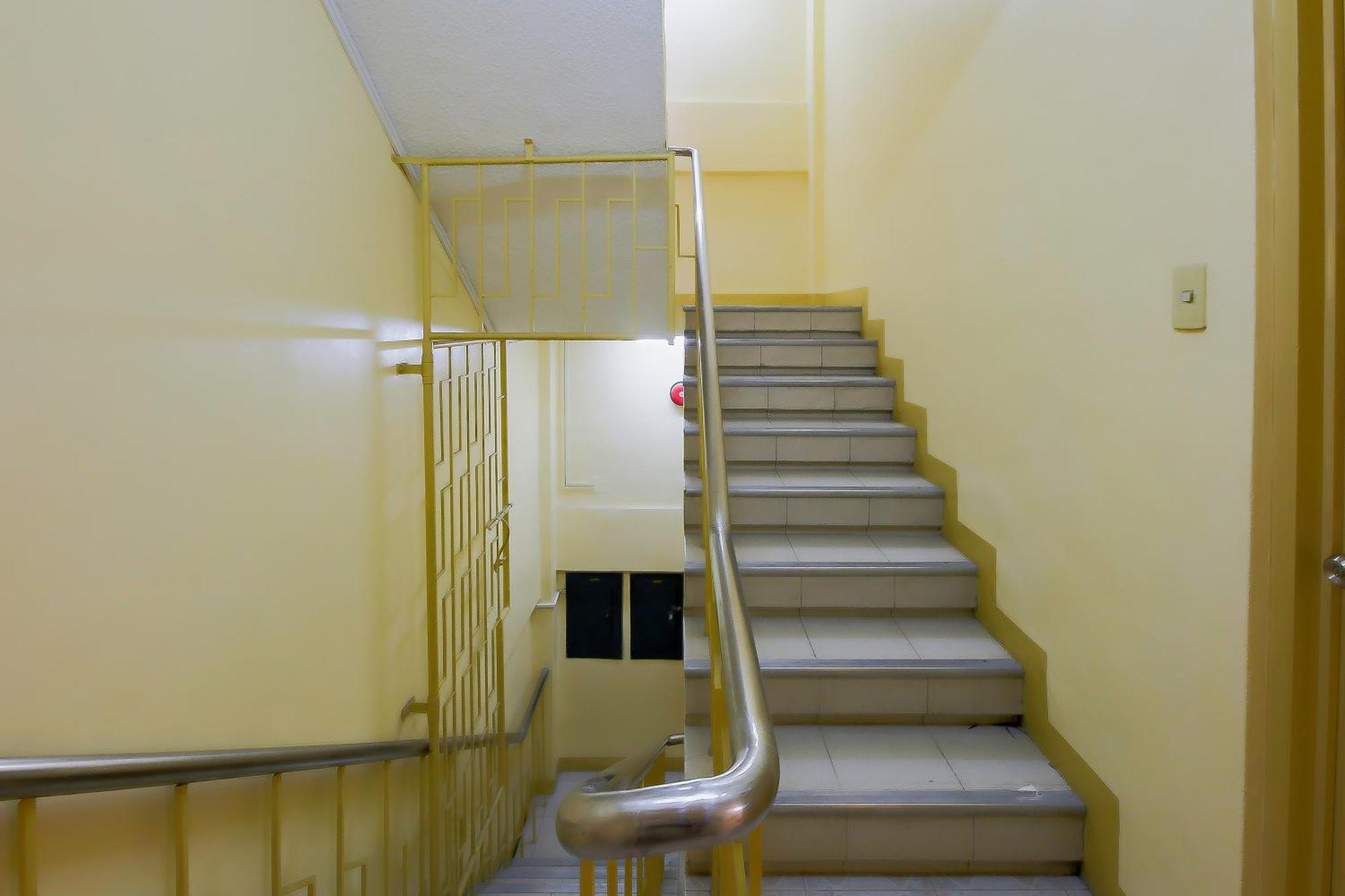 Oyo 840 Orangenest Apartelle 2* Manila