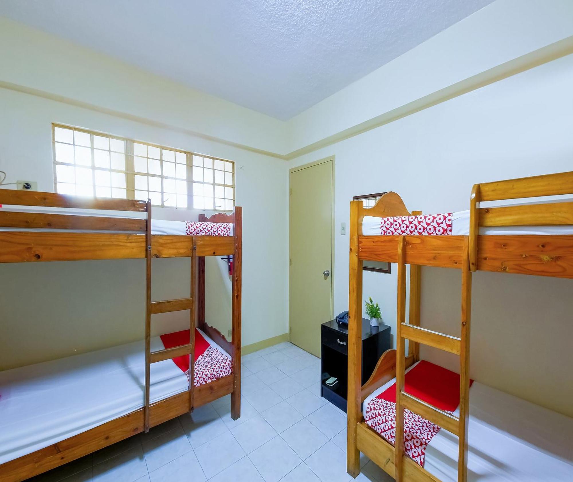 Oyo 840 Orangenest Apartelle 2*