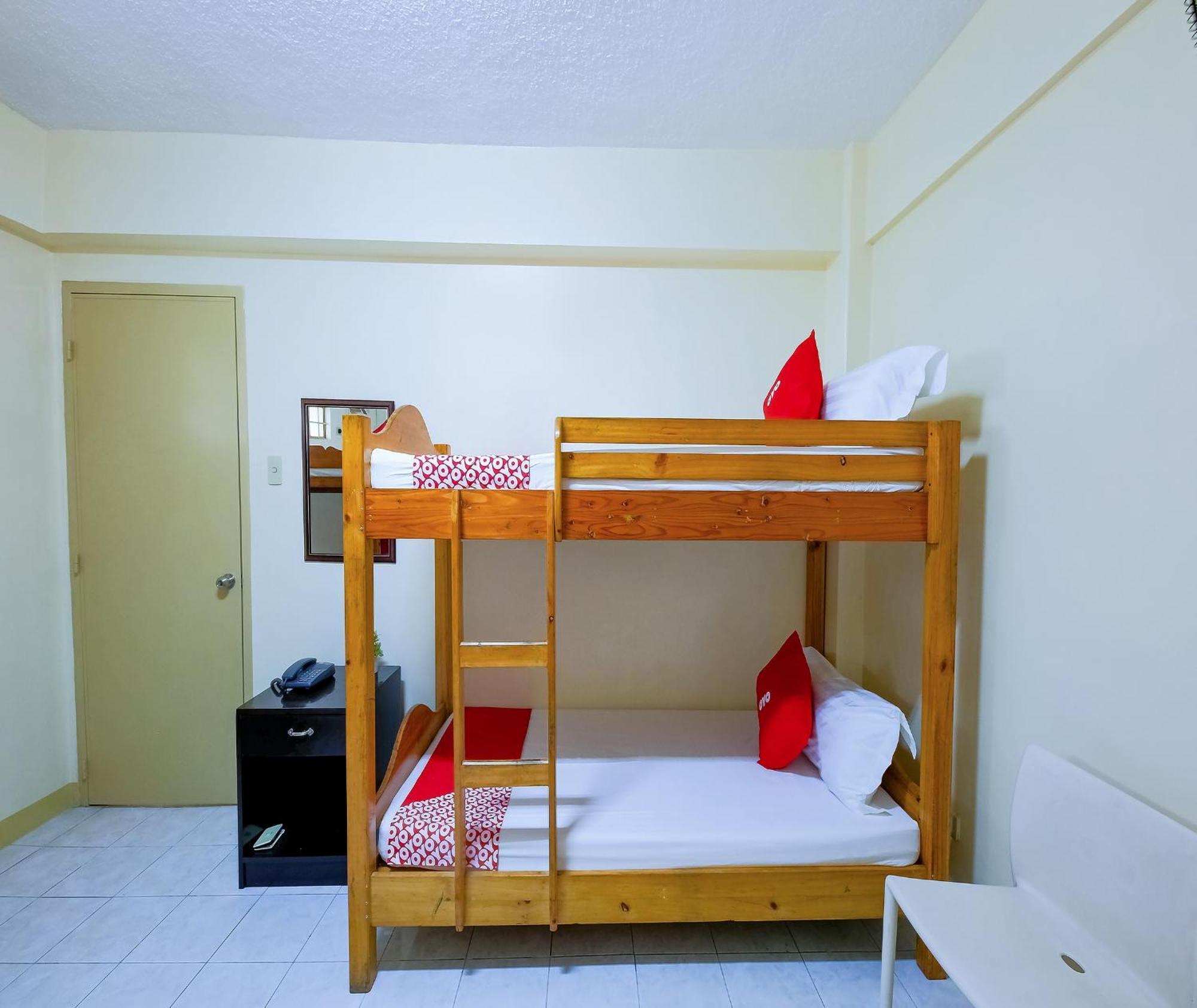 Hotel Oyo 840 Orangenest Apartelle Manila